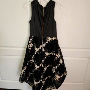Chelsea M black and gold